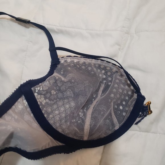 NWT Victoria's Secret Dream Angels Unlined Demi 34C - Navy - Picture 3 of 6